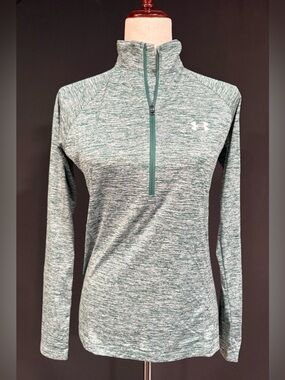 Under Armour Women's Green Heathered Green 1/4 Zip Heatgear Long Sleeve Top